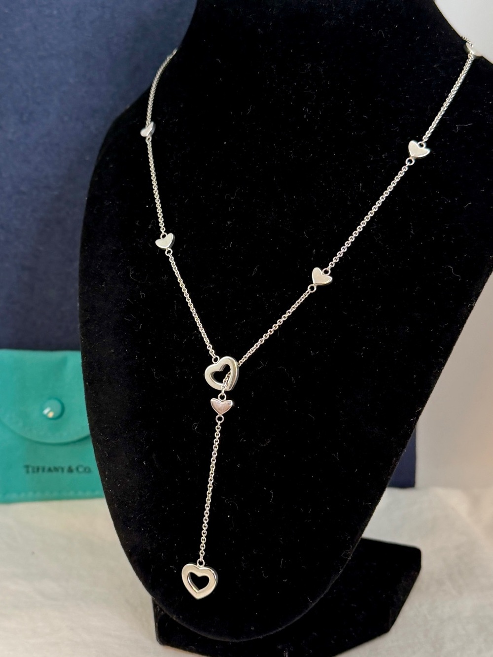 TIFFANY & CO. Sterling Silver Solid Open Mini Hearts Link Lariat Necklace w/ COA - Picture 4 of 13